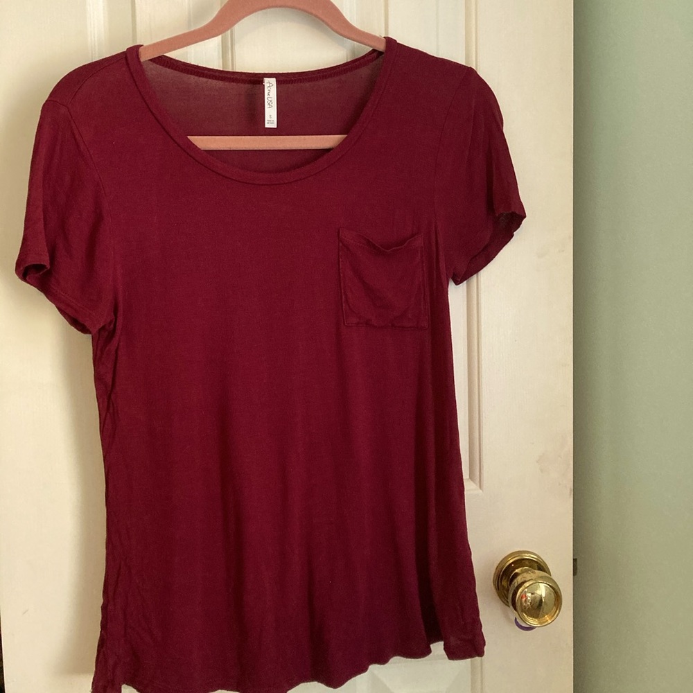 Soft T-shirt/ blouse Maroon (s)